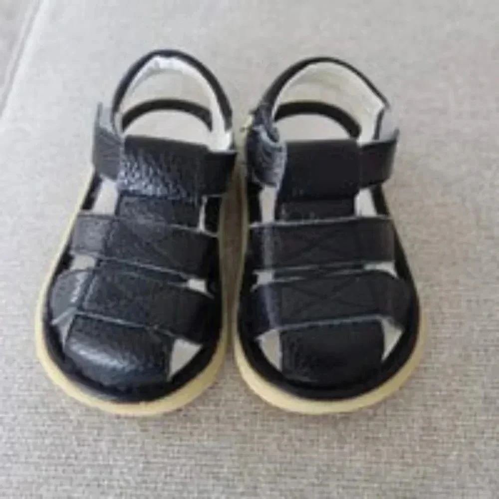 Black leather soft sole Sandals size 3